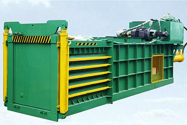 closed door horizontal baler